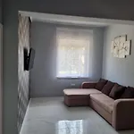 Lilian Apartmanhaz *