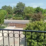 شقة Lilian Apartmanhaz