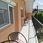 Appartement Lilian Apartmanhaz