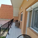Lilian Apartmanhaz Appartement