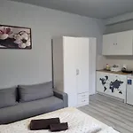 Lilian Apartmanhaz *