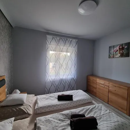 Lilian Apartmanhaz Apartment