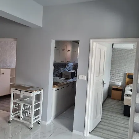 Lilian Apartmanhaz Siofok