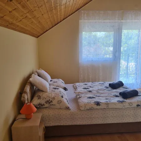 Lilian Apartmanhaz Daire *