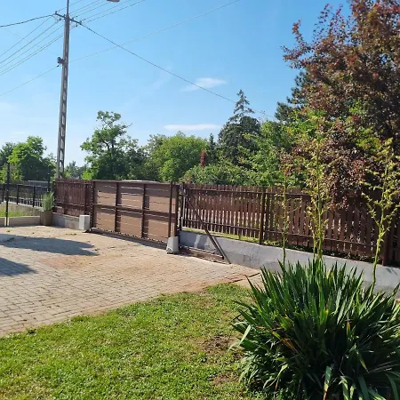 Lilian Apartmanhaz Daire *