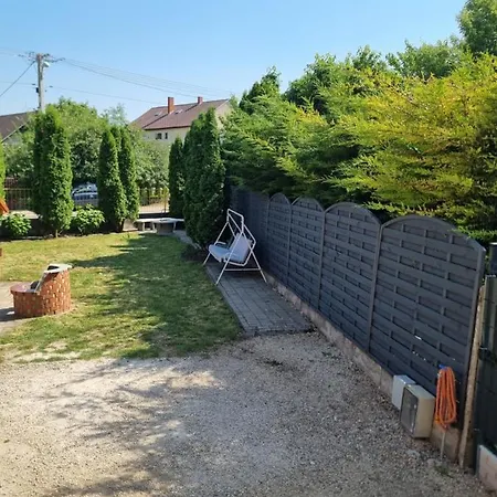 Lilian Apartmanhaz Siofok