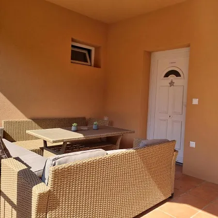 Lilian Apartmanhaz Apartment Siofok