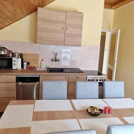 Apartment Lilian Apartmanhaz