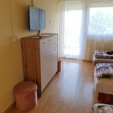 Lilian Apartmanhaz *