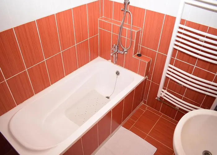 Lilian Apartman *